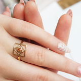 Gold princess cut sapphire ring