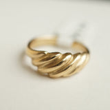 Gold croissant ring 