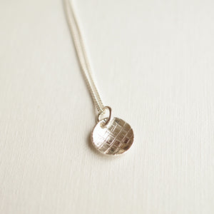 hammered sterling silver pendnat